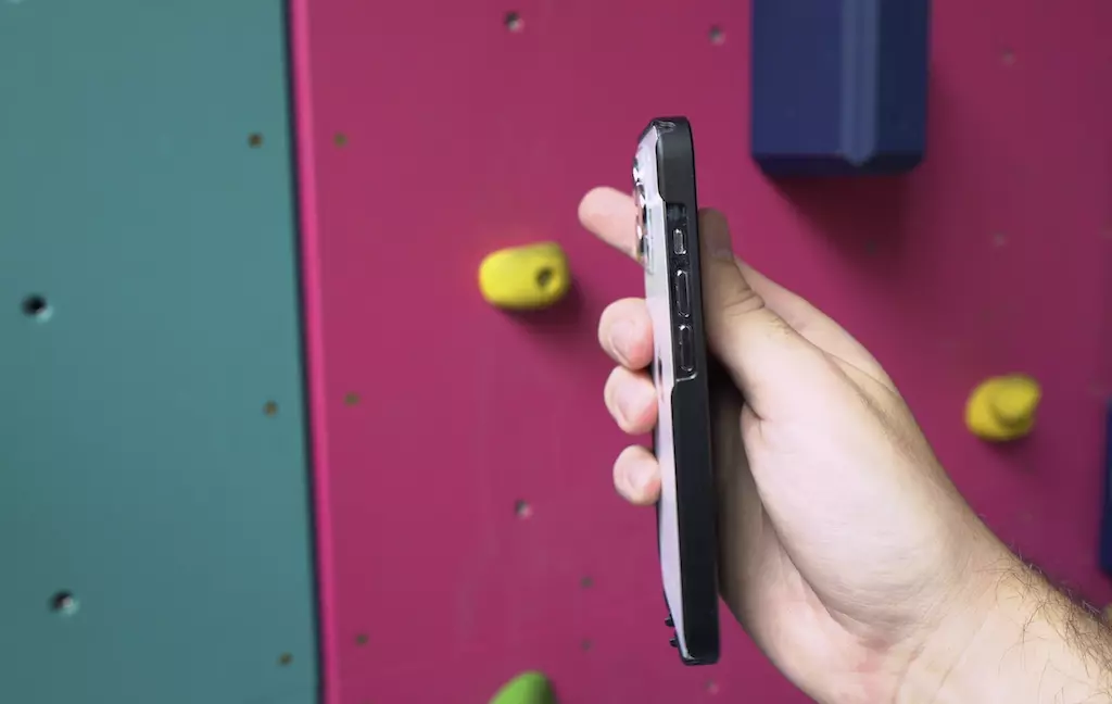 iphone-13-pro-drop-test